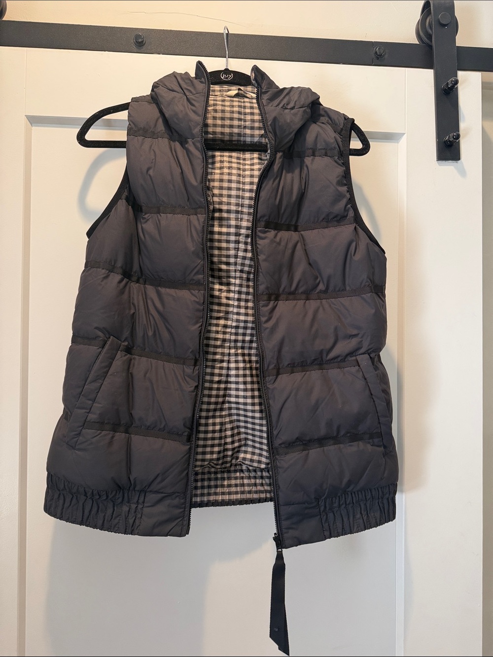 Lululemon Reversible Women's Quilted Hooded Puffer Vest - Black